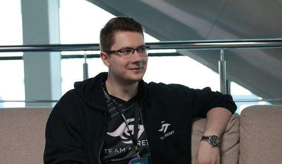 象征着一个 象征着一个