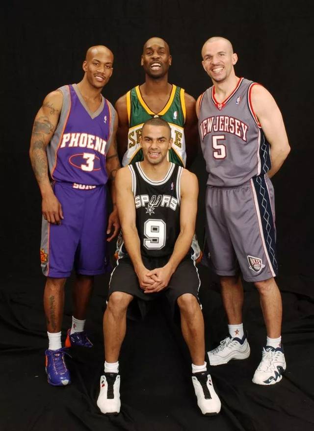 具备国际视 具备国际视