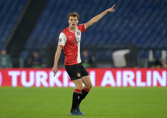 的前锋之一 的前锋之一